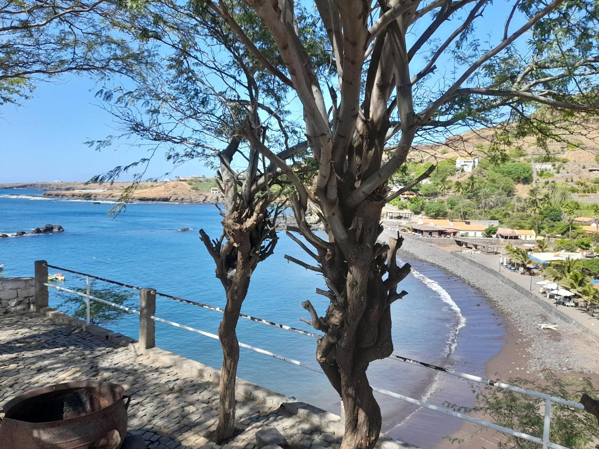 Splanada Poilon Hotel Assomada Bagian luar foto