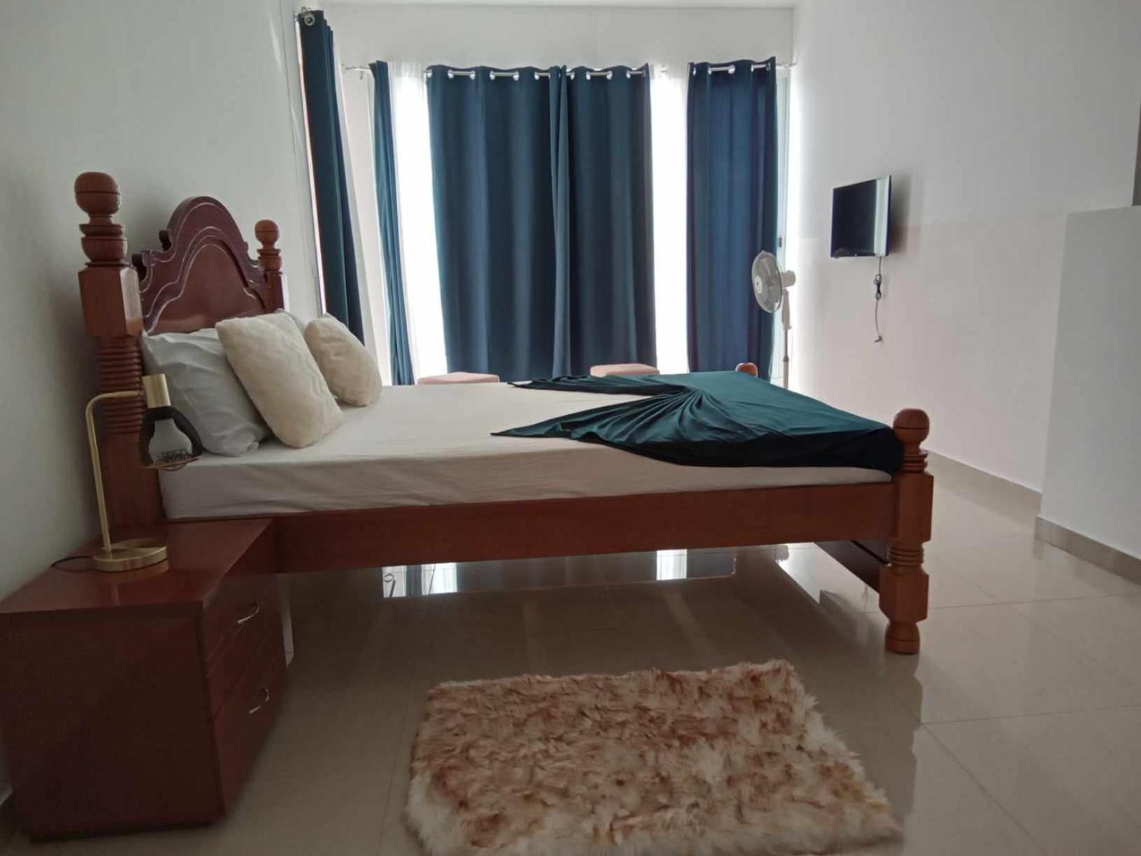 Splanada Poilon Hotel Assomada Bagian luar foto