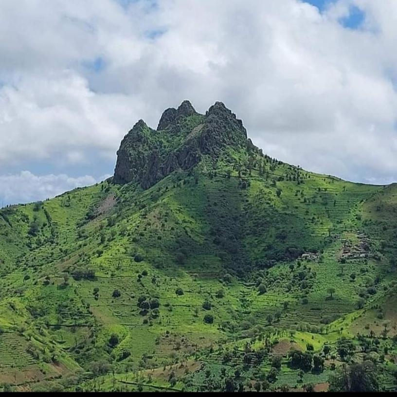 Splanada Poilon Hotel Assomada Bagian luar foto